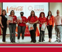 asociados con estudiantes