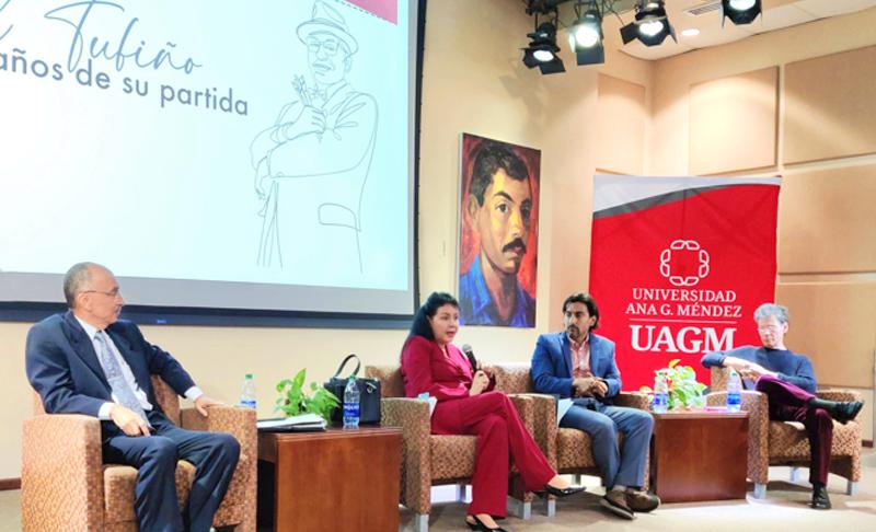 panel de conferenciantes del Conversatorio a 15 años de la partida de Tufiño